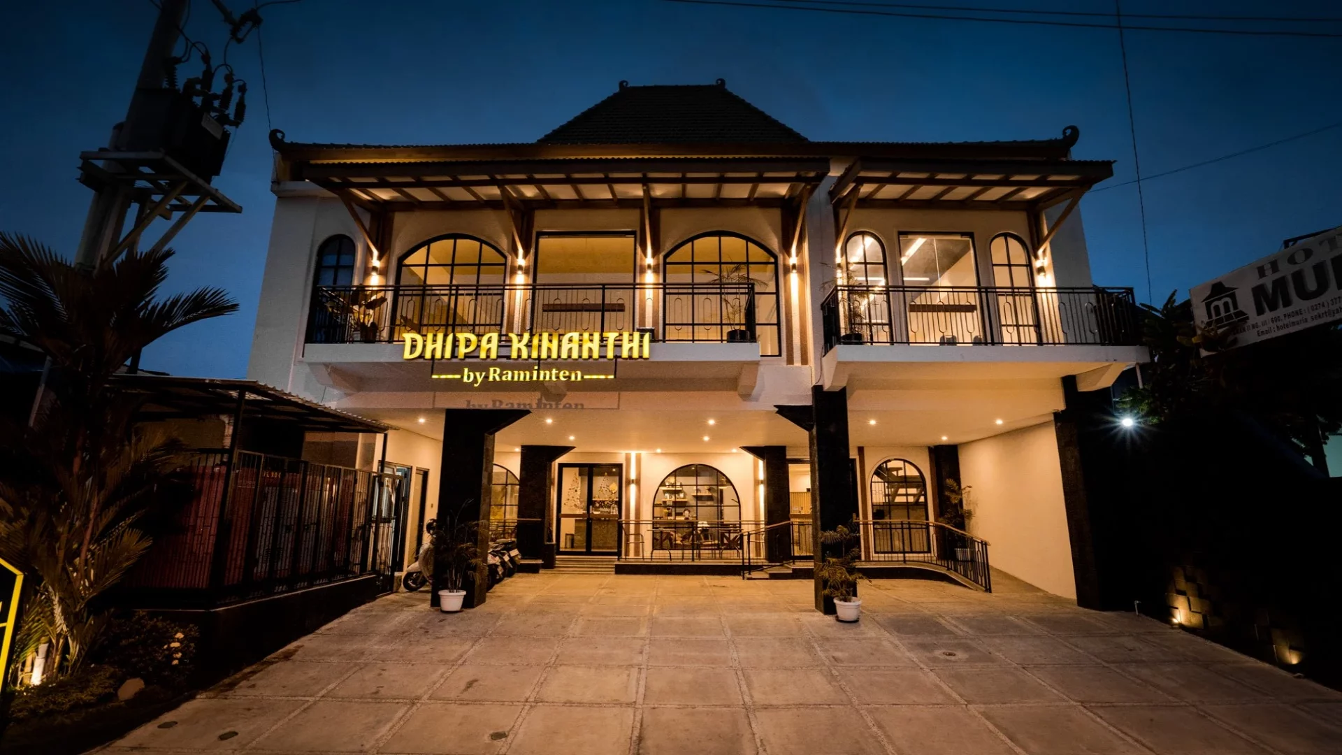 Dhipa Kinanthi by Raminten